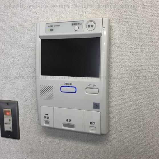 赤坂パインクレストの306号室 モニター付きインターホン