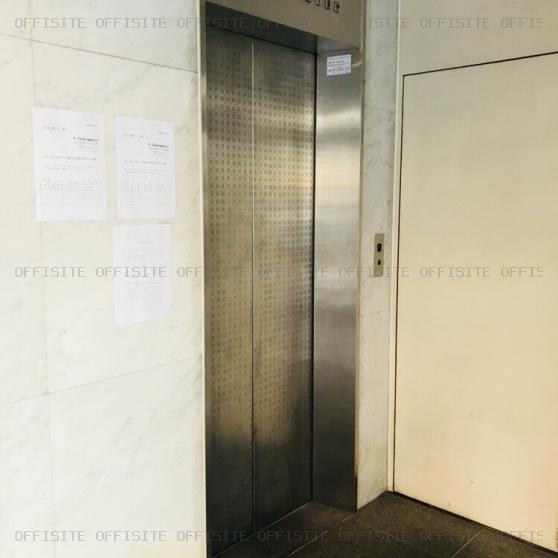 五反田山崎ビルのエレベーター