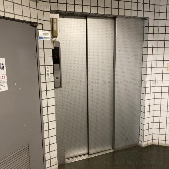 ドミシール平野のエレベーター