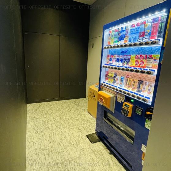 名古屋クロスコートタワーの自動販売機