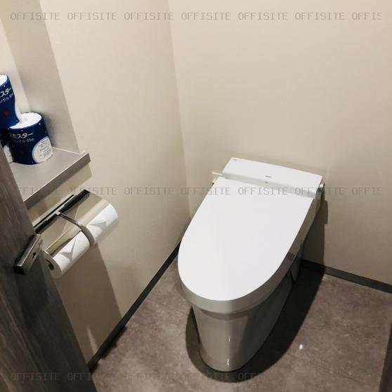 Ｓ－Ｇｌａｎｚ ＫＵＤＡＮビルの3階 トイレ