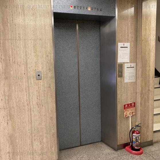 土志田ビルのエレベーター