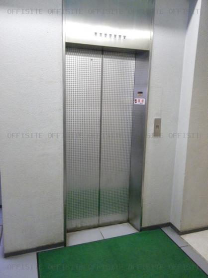 甲田ビルのエレベーター