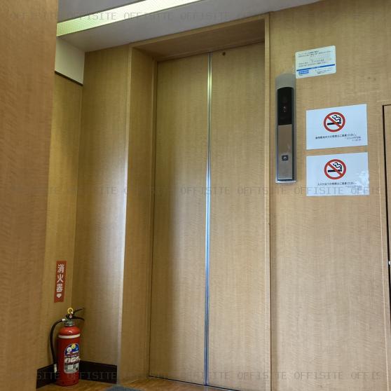 新商神田ビルのエレベーター