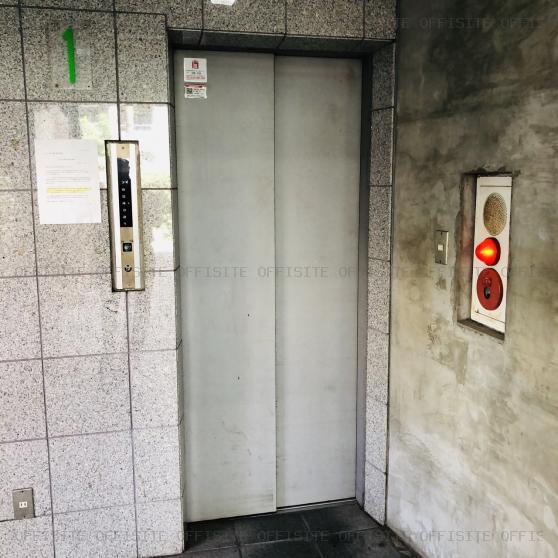 リンドール本八幡のエレベーター