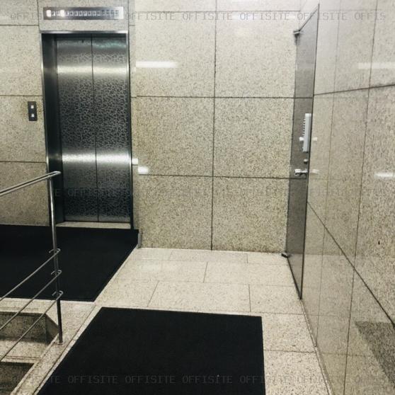 ５セントラルビルのエレベーターホール