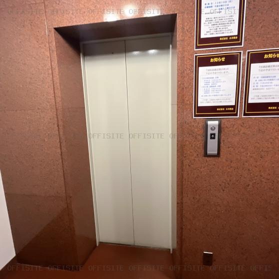 丸石ビル別館のエレベーター
