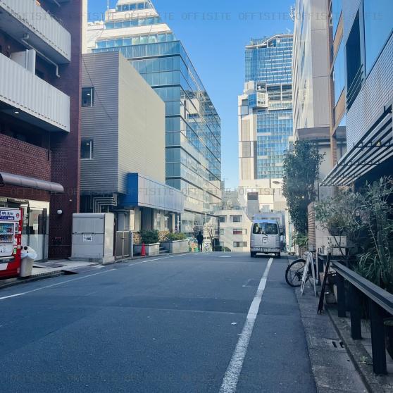 オペラハウス渋谷の前面道路