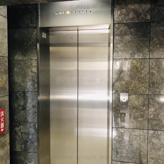 安念ビルのエレベーター