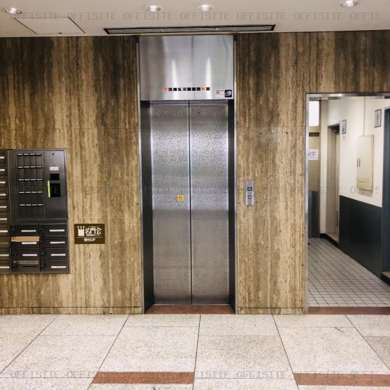 第１安田ビルのエレベーター