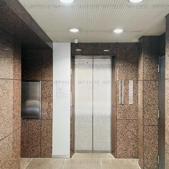 日本橋末広ビルのエレベーター