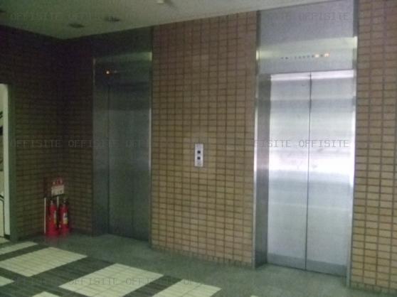 エヌケイビルのエレベーター