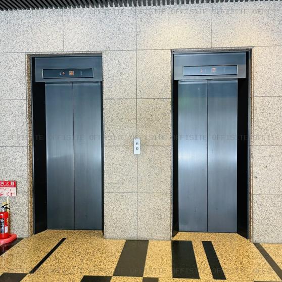 いちご栄ビルのエレベーター