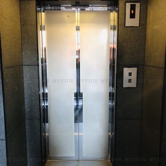 駒形ビルのエレベーター