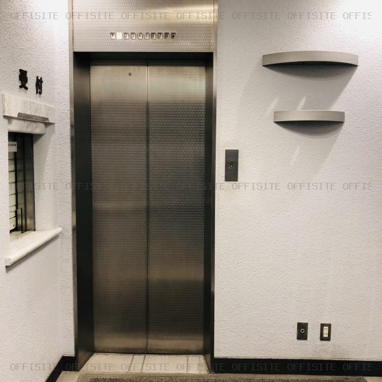 赤坂ふく源ビルのエレベーター
