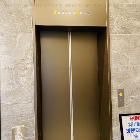 永田町グラスゲートのエレベーター