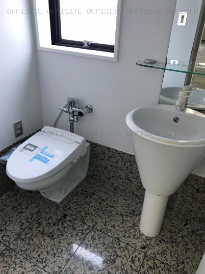 神保町ＹＴビルの4階 トイレ