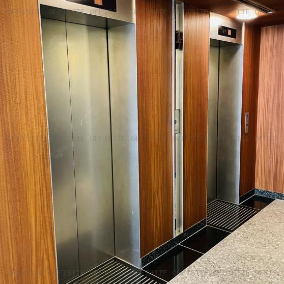 グラディート汐留ビアンコのエレベーター