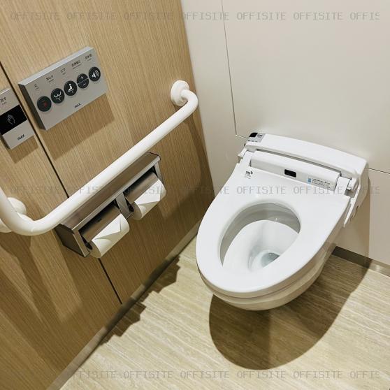 吉祥寺フコク生命ビルの基準階　トイレ