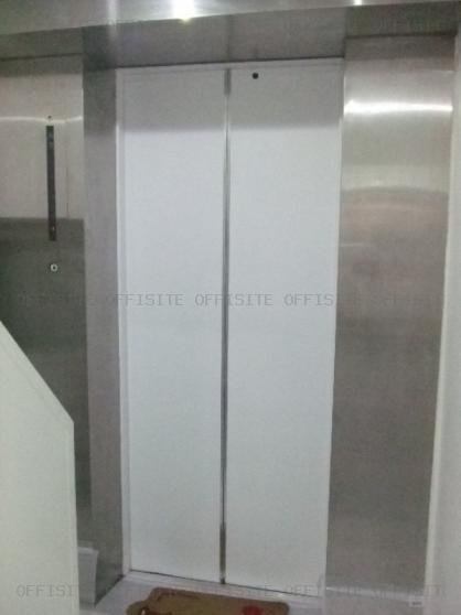 銀座片桐ビルⅢのエレベーター