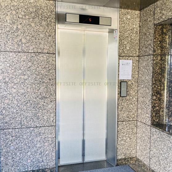 ランドマークビルのエレベーター