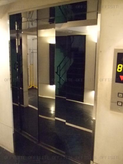 目黒ベガタワーのエレベーター