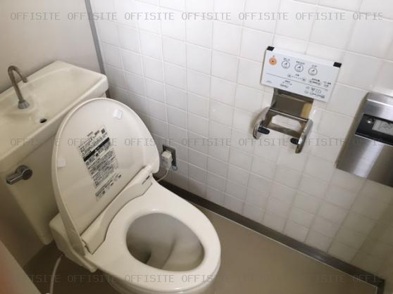 リードシー南品川ビルの男性用トイレ