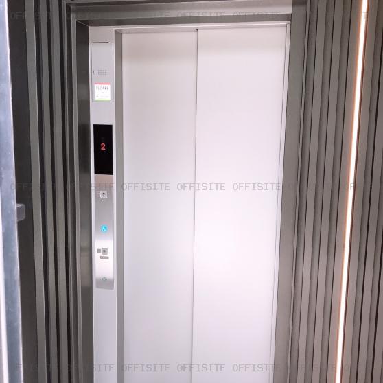 ＦＢＧ ｌｉｎｋｓ ＯＭＯＴＥＳＡＮＤＯ Ⅱのエレベーター