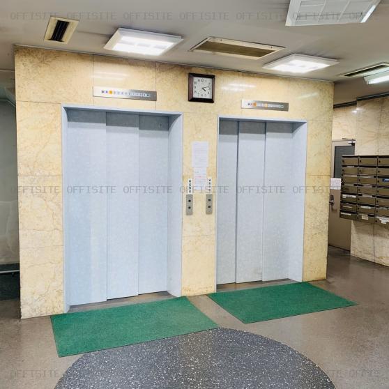虎ノ門産業ビルのエレベーター