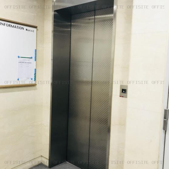 栗山ビルⅡのエレベーター