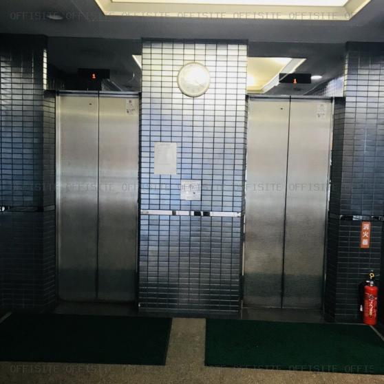 協和ビルのエレベーター