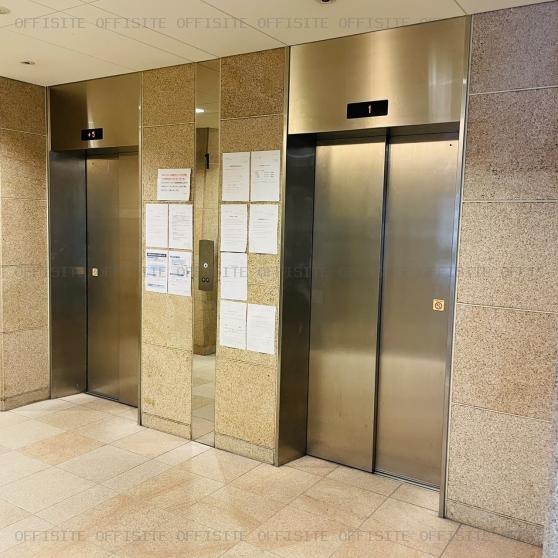 ＭＬＪ丸の内ビルのエレベーター