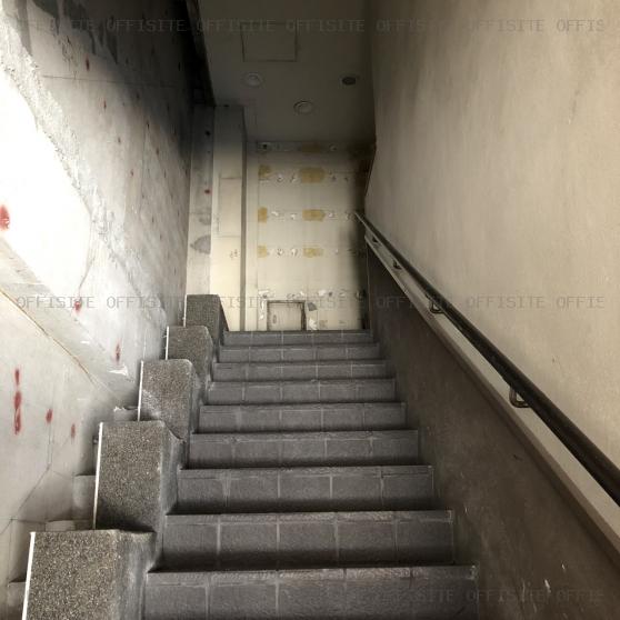 浅草ＡＲＭ（雷門）ビルの階段