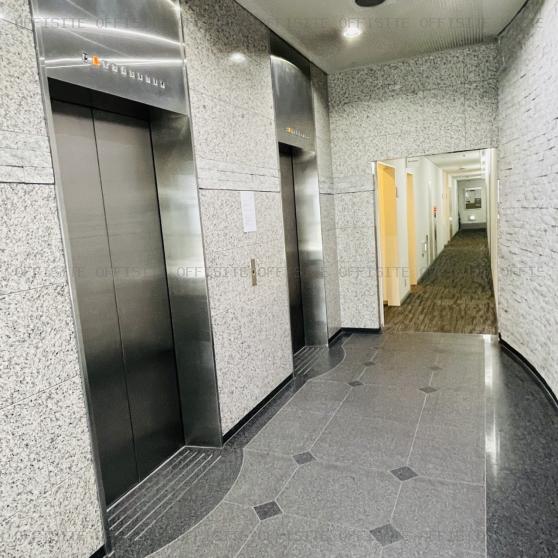K2小田急ビルのエレベーターホール