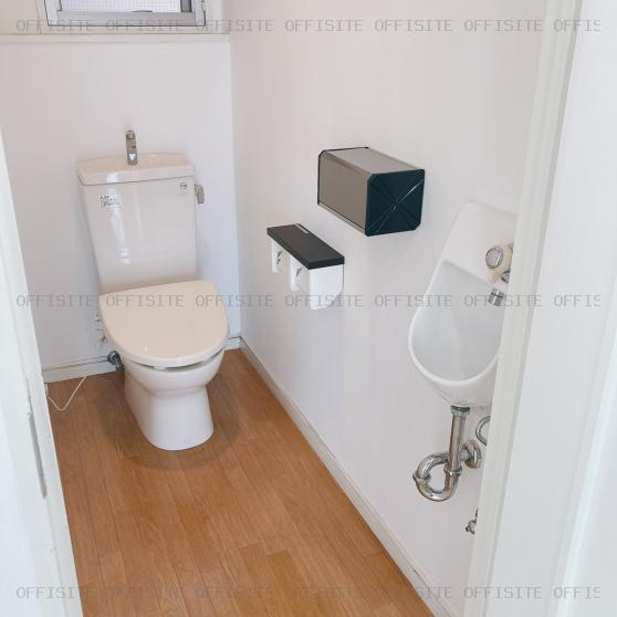 グランドメゾン代官山の1001号室 トイレ