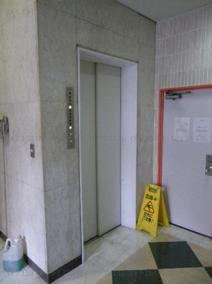 六本木ゲッツビルのエレベーター