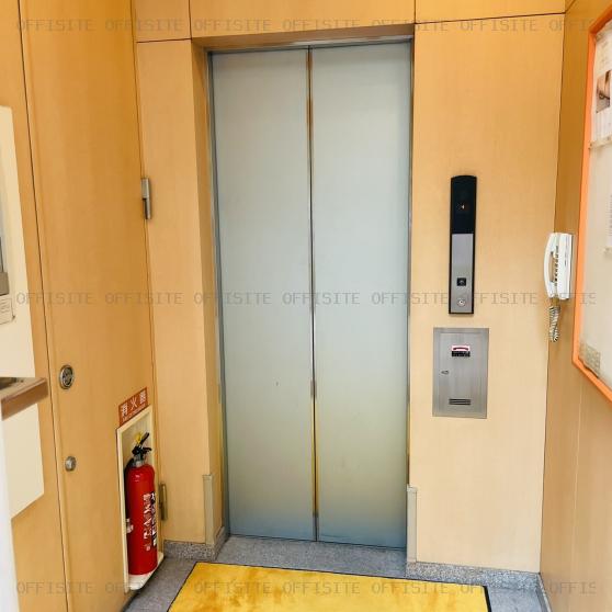パラッツォジーラソーレのエレベーター