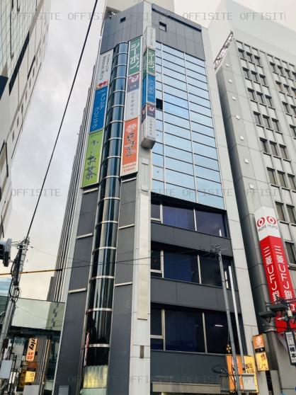 横浜銀行（楠本）ビルの外観
