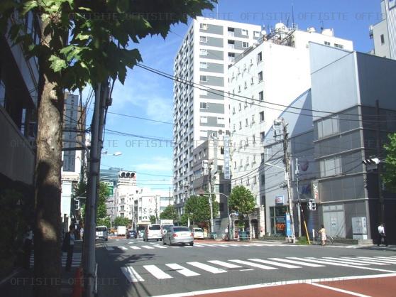 井門東上野ビルのビル前面道路