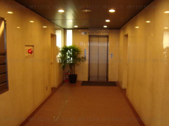 新橋加藤ビルのエレベーター