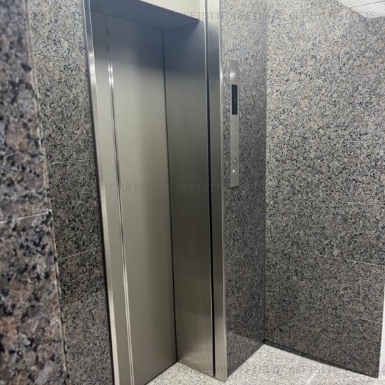 井門九段下ビルのエレベーター