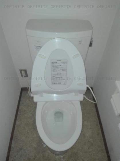 サン・ラザール０８の1階 トイレ
