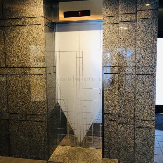 八王子橋捷（はちおうじはっしょう）ビルのエレベーター