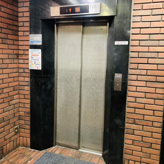 フェニックス東銀座のエレベーター