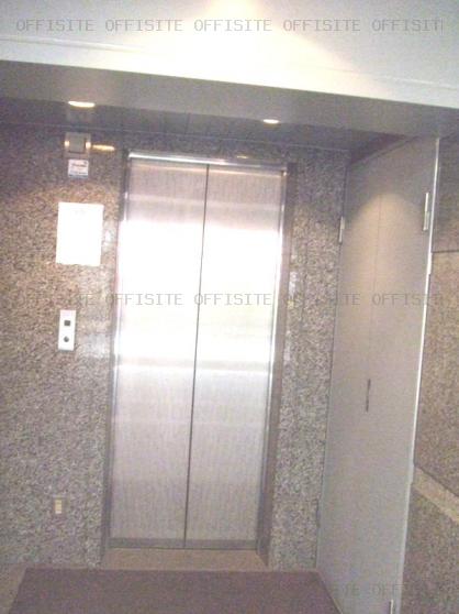 ブライティング神田ビルのエレベーター