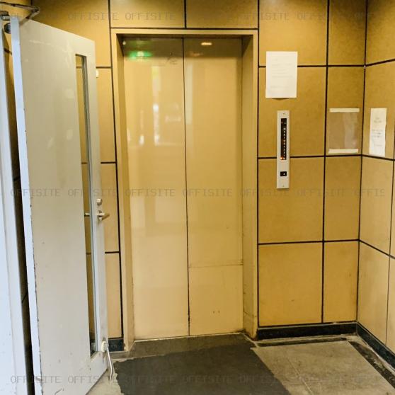 蔵前１５１０ビルのエレベーター