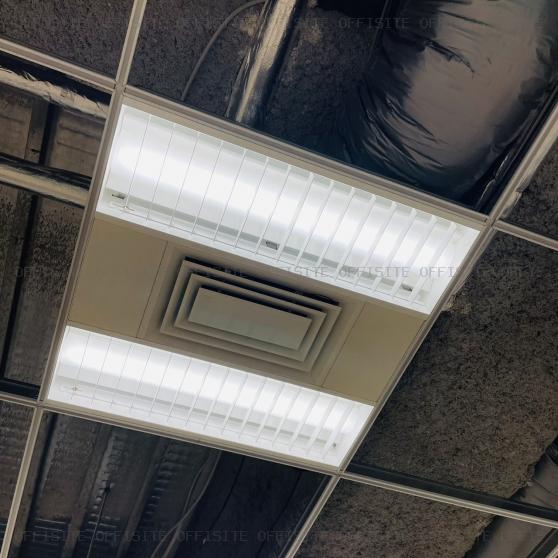 ＡＤ－Ｏ渋谷道玄坂の個別空調　グリッド天井