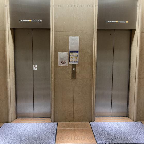 田辺浜町ビルのエレベーター