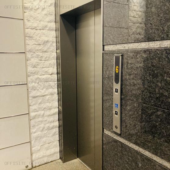 代々木イーストビルのエレベーター