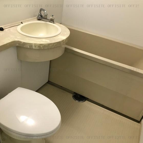 ニュー千駄ヶ谷マンションの403号室 トイレ
